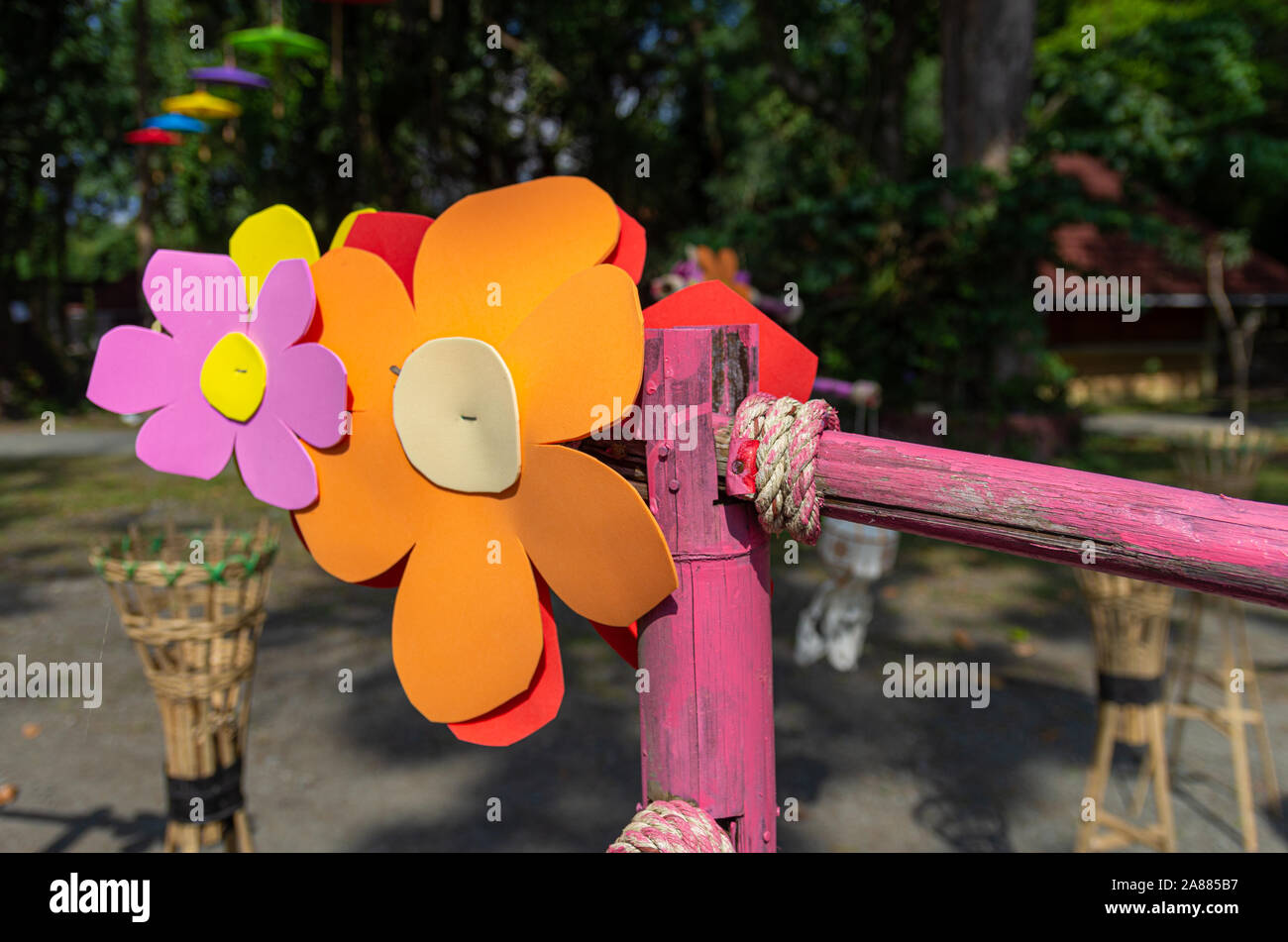 Bunte fantasy Schaum Blumen für Loi Krathong Festival - Ausgewählte konzentrieren Stockfoto