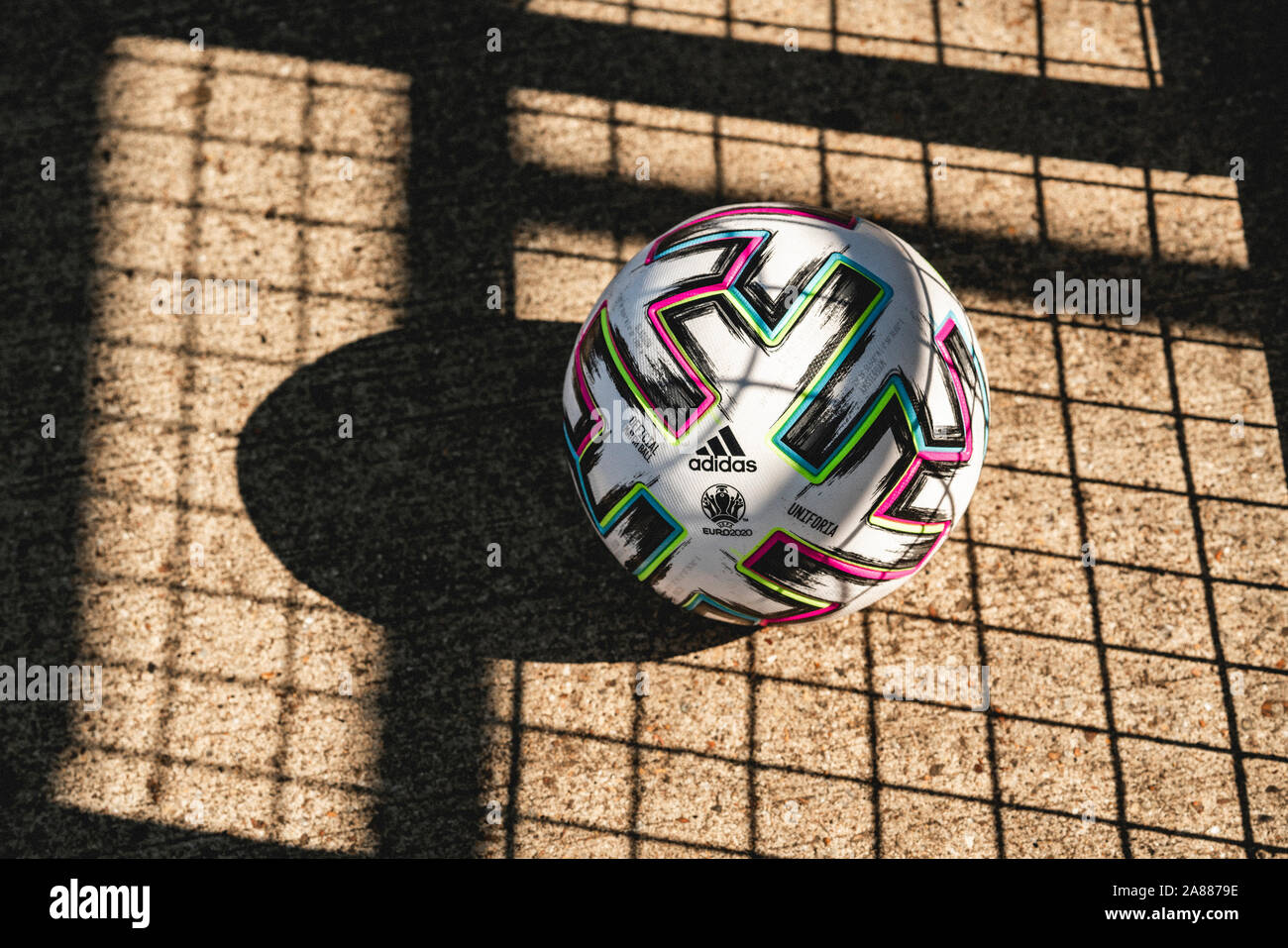 Herzogenaurach Deutschland, 6.11.2019, Adidas "Uniforia", dem offiziellen Spielball der EURO 2020 Stockfoto