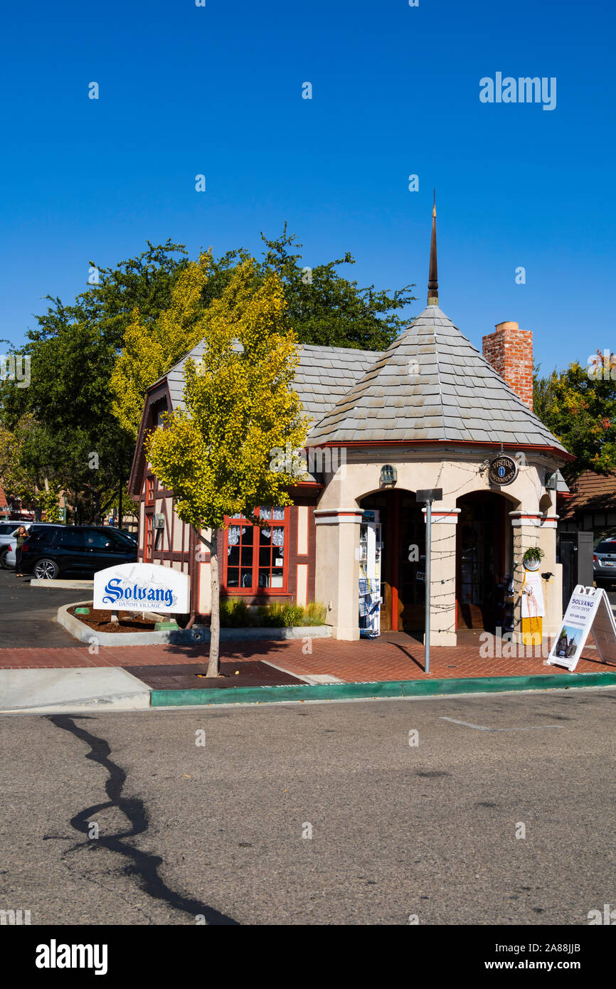 Tourist-information, die dänische Regelung von Solvang, Santa Barbara County, Kalifornien, Vereinigte Staaten von Amerika. Stockfoto