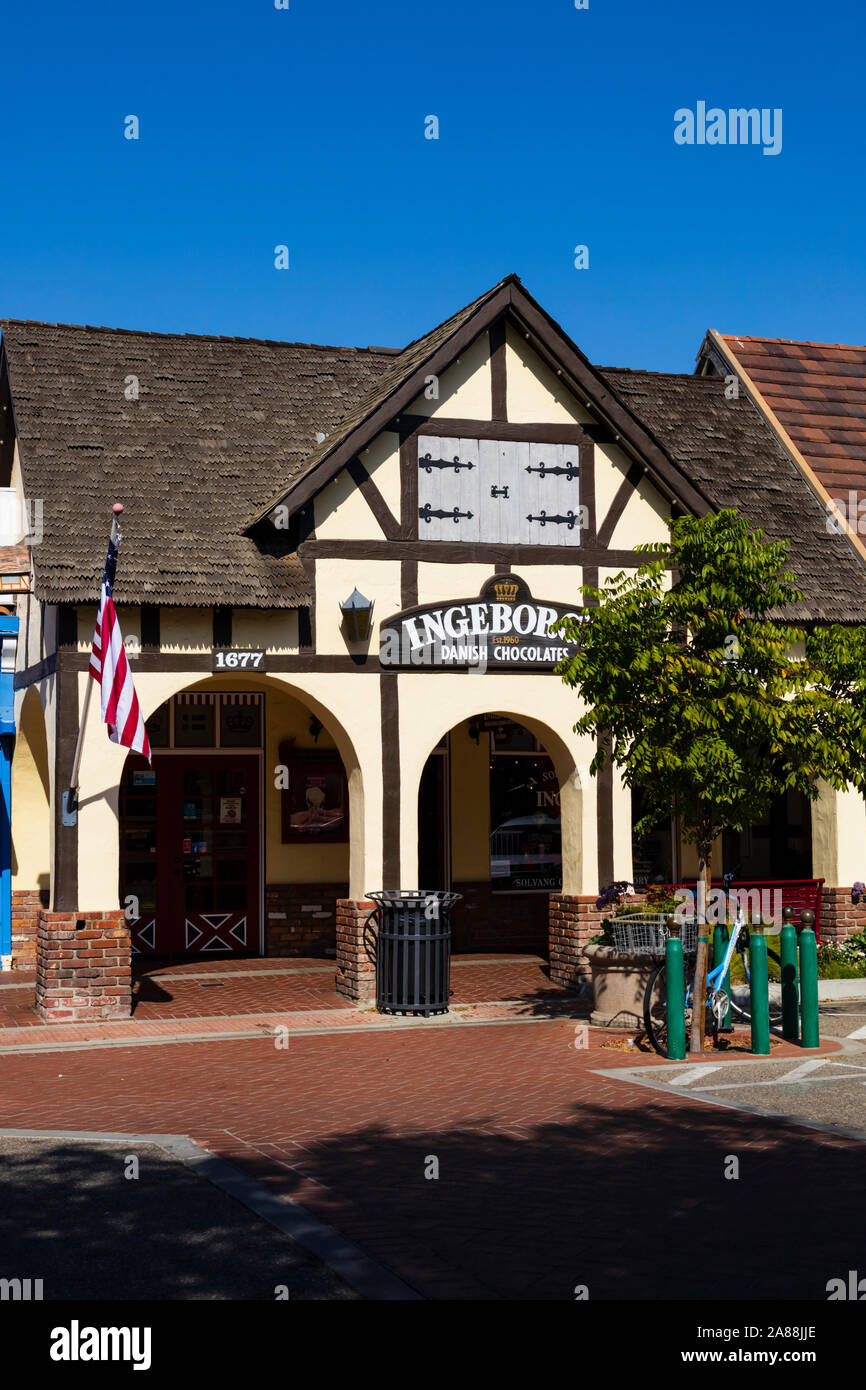 Dänische styled Ingebord Schokolade Store, die dänische Regelung von Solvang, Santa Barbara County, Kalifornien, Vereinigte Staaten von Amerika. Stockfoto
