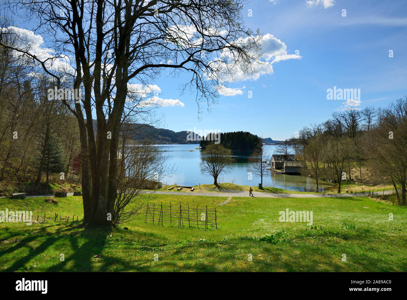 Die westlichen Fjorde an Fana. Bergen County, Norwegen Stockfoto