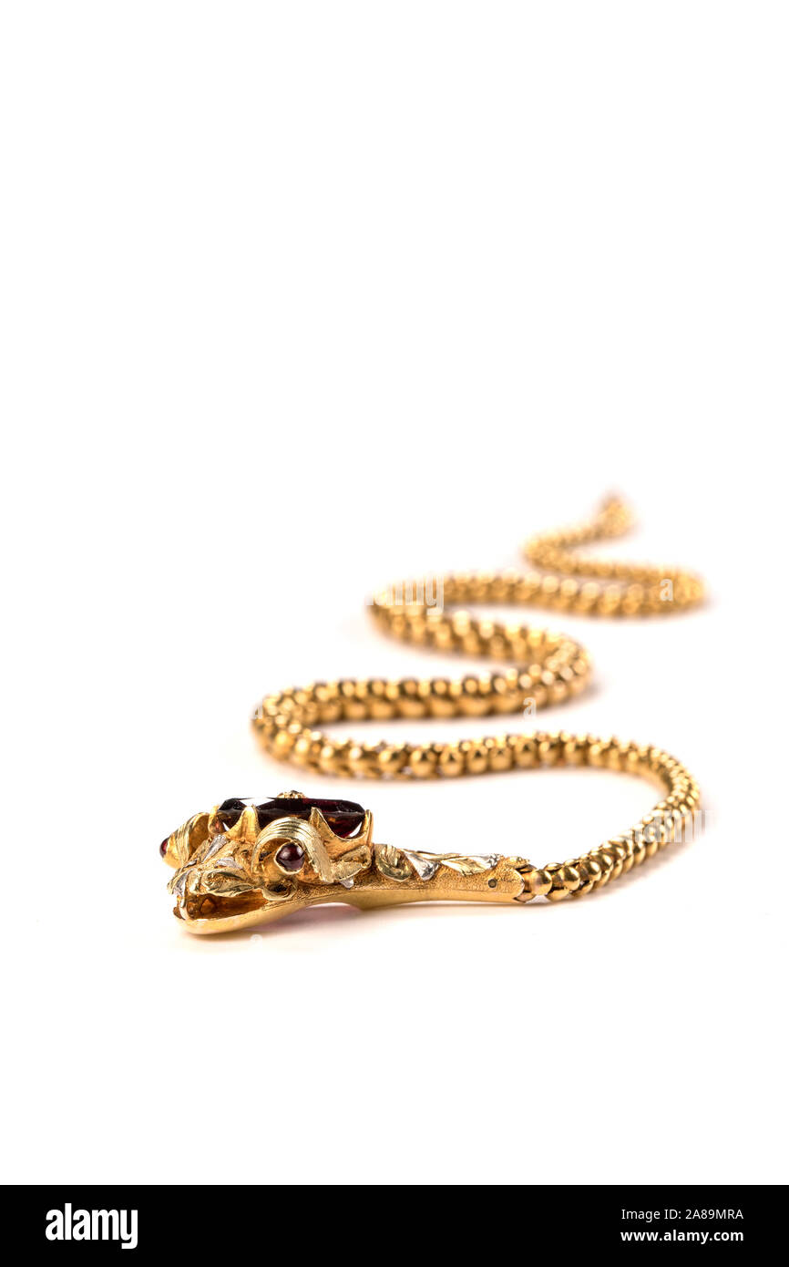 Victorian gold snake Halskette mit einem Granat, Rubin Augen und Diamond Haarschopf. Stockfoto