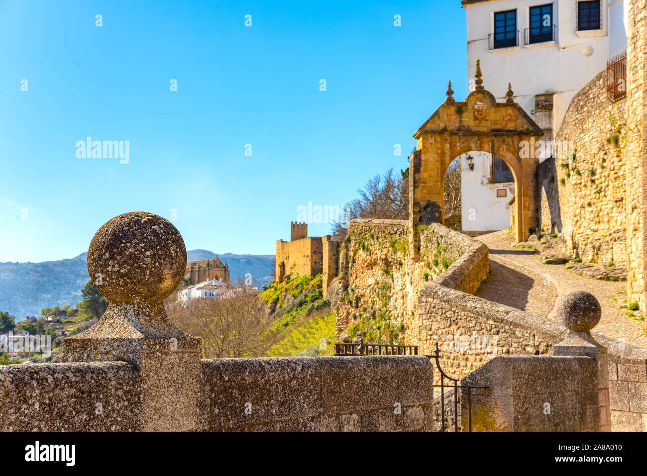 Puerta de Felipe V oder Arco de Felipe V, historischen und künstlerischen Zentrum von Ronda, Malaga, Andalusien, Spanien, Iberische Halbinsel Stockfoto