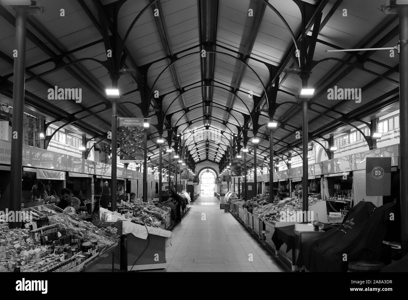 Die Maurische Markt Gebäude inspiriert, Loule, Algarve, Portugal, Europa Stockfoto