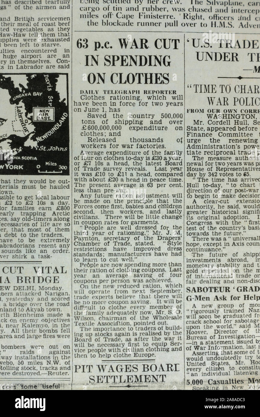 Artikel Reporting das Speichern von Kleidung Rationierung in der Daily Telegraph (Nachbau), Mai 1943 18., dem Tag nach dem Dam Busters Raid. Stockfoto