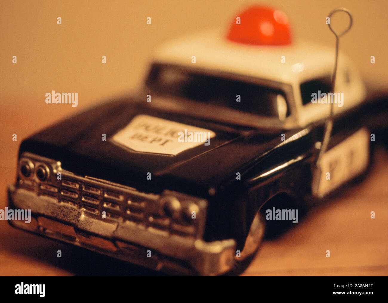 Nahaufnahme der retro Spielzeug Polizei Auto Stockfoto