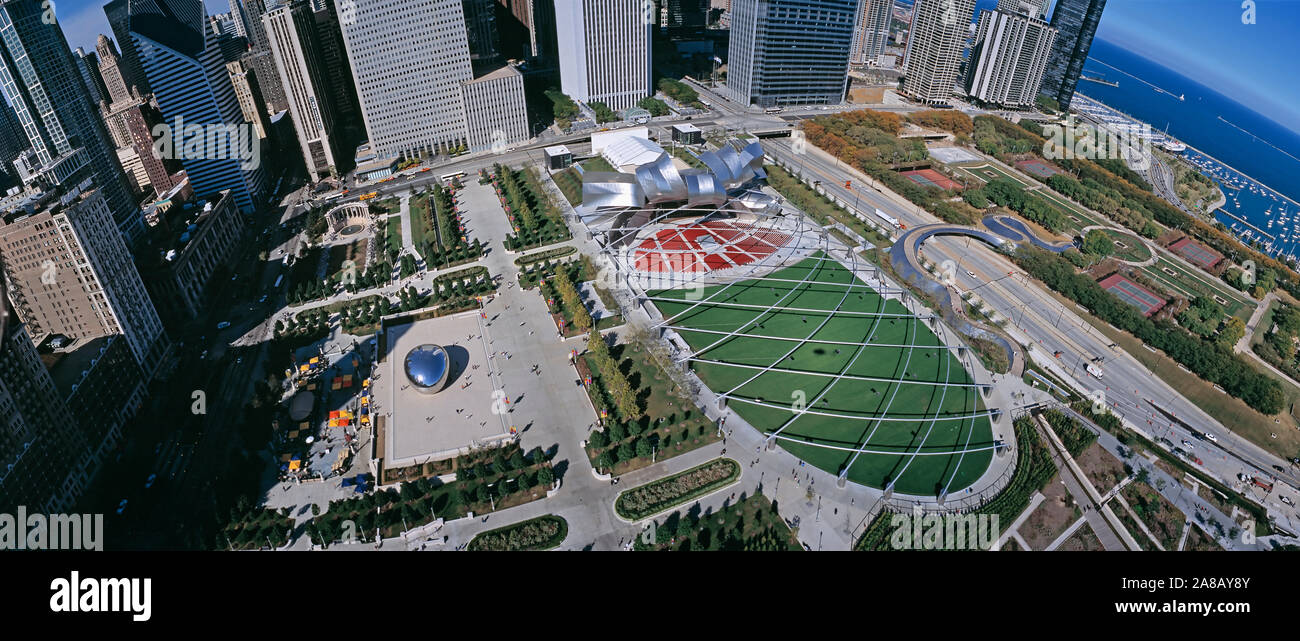 USA, Illinois, Chicago, Millennium Park, Pavillon Pritzker, Luftaufnahme einer Stadt Stockfoto