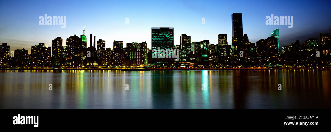 Wolkenkratzer in einer Stadt, NEW YORK CITY, New York City, New York State, USA Stockfoto