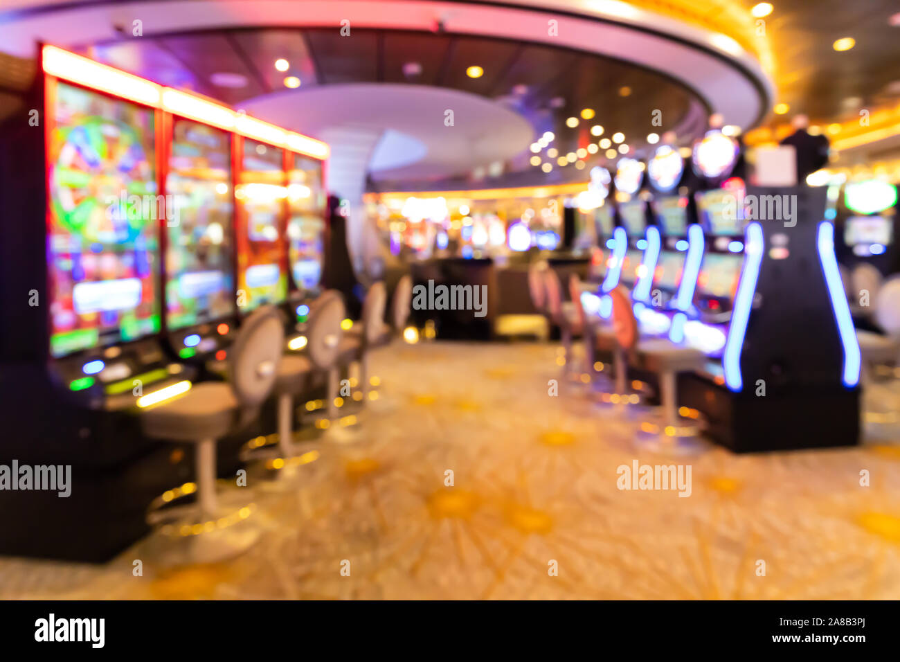 Unscharf, verschwommen Spielautomaten in einem Casino. Stockfoto Unscharf, verschwommen Spielautomaten in einem Casino. Stockfoto