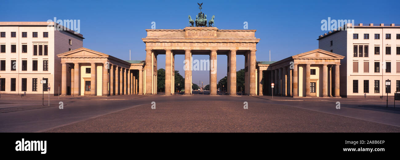 Fassade eines Gebäudes, Brandenburger Tor, Berlin, Deutschland Stockfoto