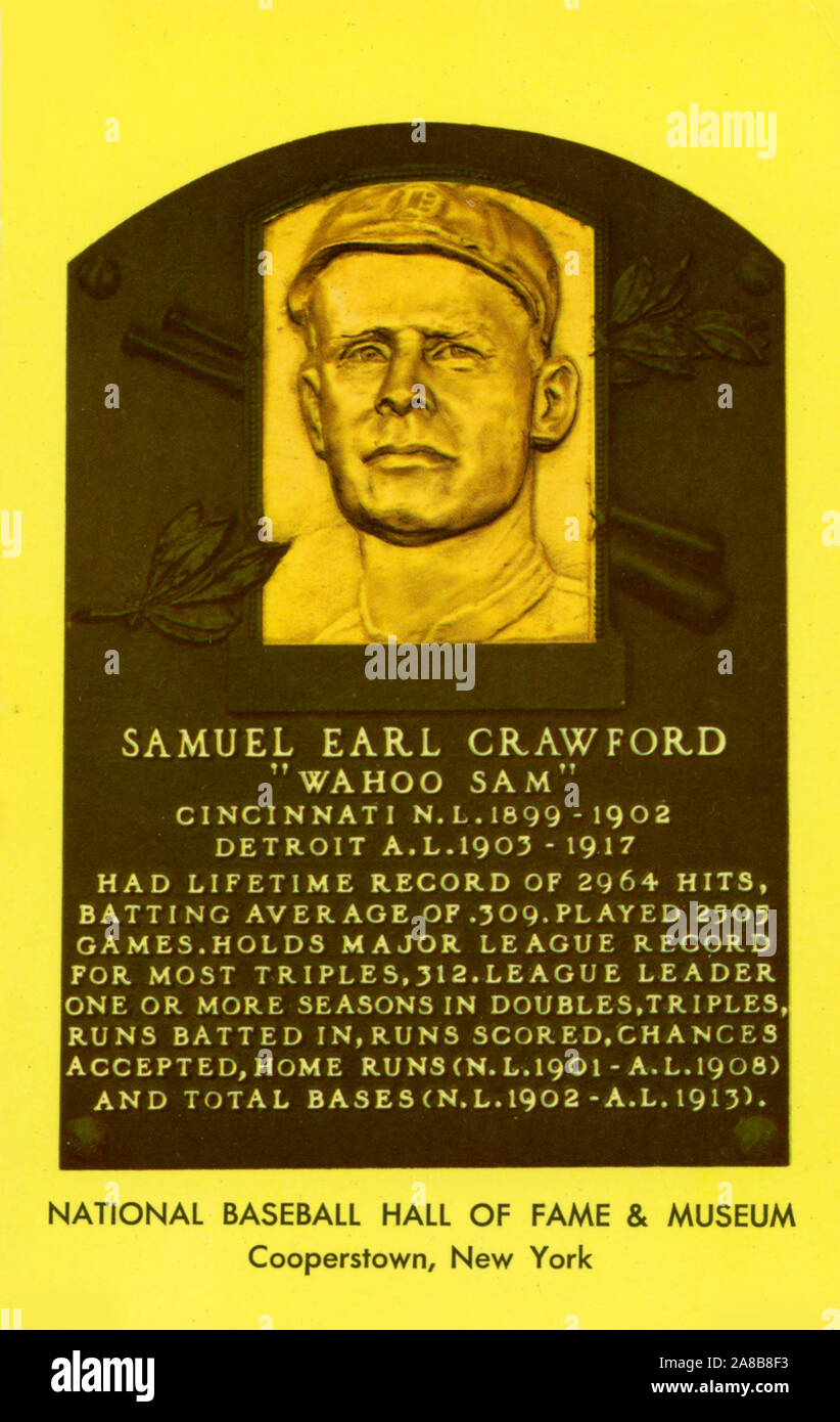 Souvenir Postkarte zum Gedenken an die Sam Crawford Plakette an der National Baseball Hall of Fame in Cooperstown, New York. Stockfoto