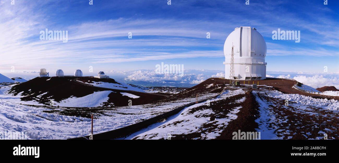 Observatorium auf einem Berg, Mauna Kea Observatorium, Mauna Kea, Big Island, Hawaii, USA Stockfoto