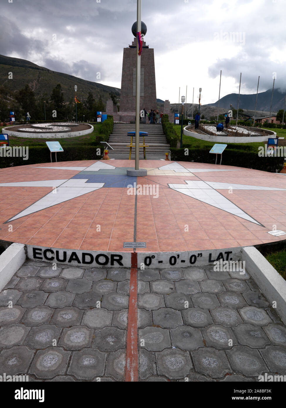 Die Mitte der Welt Denkmal Mitad del Mundo, Quito, Ecuador Stockfoto