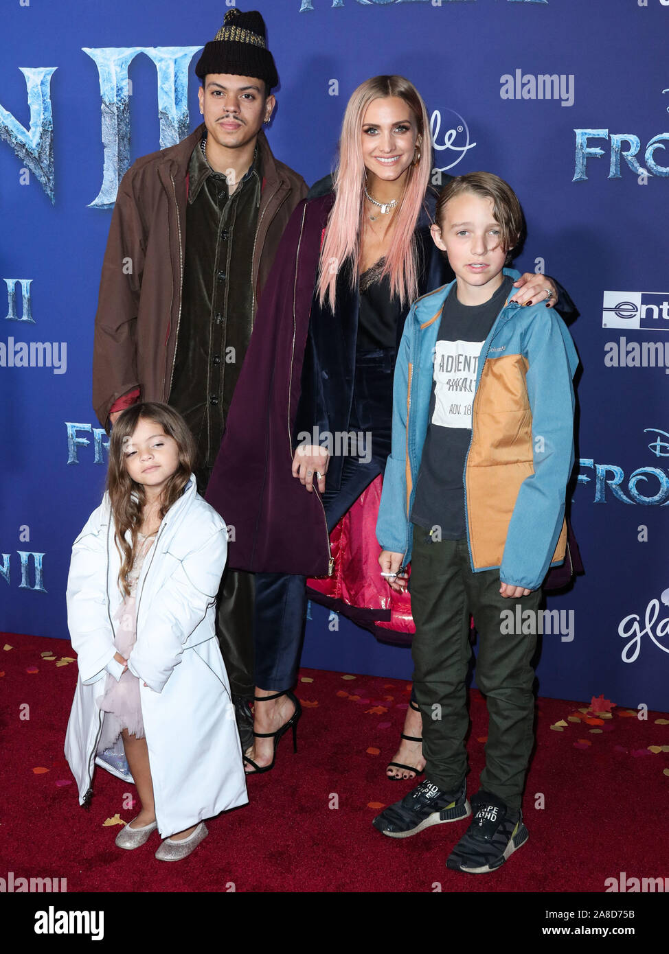 Hollywood, Vereinigte Staaten. 07 Nov, 2019. HOLLYWOOD, LOS ANGELES, Kalifornien, USA - 07. NOVEMBER: Jagger Schnee Ross, Evan Ross, Ashlee Simpson und Bronx Wentz Ankommen bei der Weltpremiere von Disney's Frozen2' an die Dolby Theater am 7. November 2019 in Hollywood, Los Angeles, Kalifornien, USA. (Foto von Xavier Collin/Image Press Agency) Quelle: Bild Presse Agentur/Alamy leben Nachrichten Stockfoto