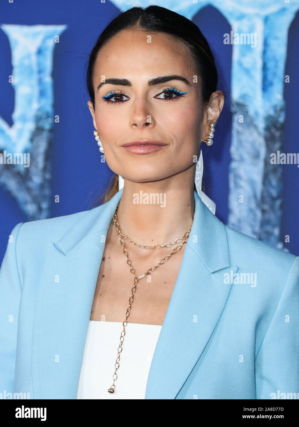 Hollywood, Vereinigte Staaten. 07 Nov, 2019. HOLLYWOOD, LOS ANGELES, Kalifornien, USA - 07. NOVEMBER: Jordana Brewster kommt bei der Weltpremiere von Disney's Frozen2' an die Dolby Theater am 7. November 2019 in Hollywood, Los Angeles, Kalifornien, USA. (Foto von Xavier Collin/Image Press Agency) Quelle: Bild Presse Agentur/Alamy leben Nachrichten Stockfoto