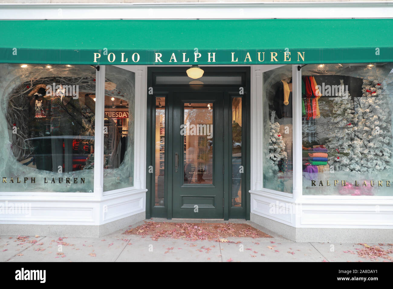 Princeton, New Jersey, 11. November 2019: Polo Ralph Lauren in New Jersey. Polo Ralph Lauren ist eine US-amerikanische Corporation gegründet 1967 von amerikanischen Stockfoto