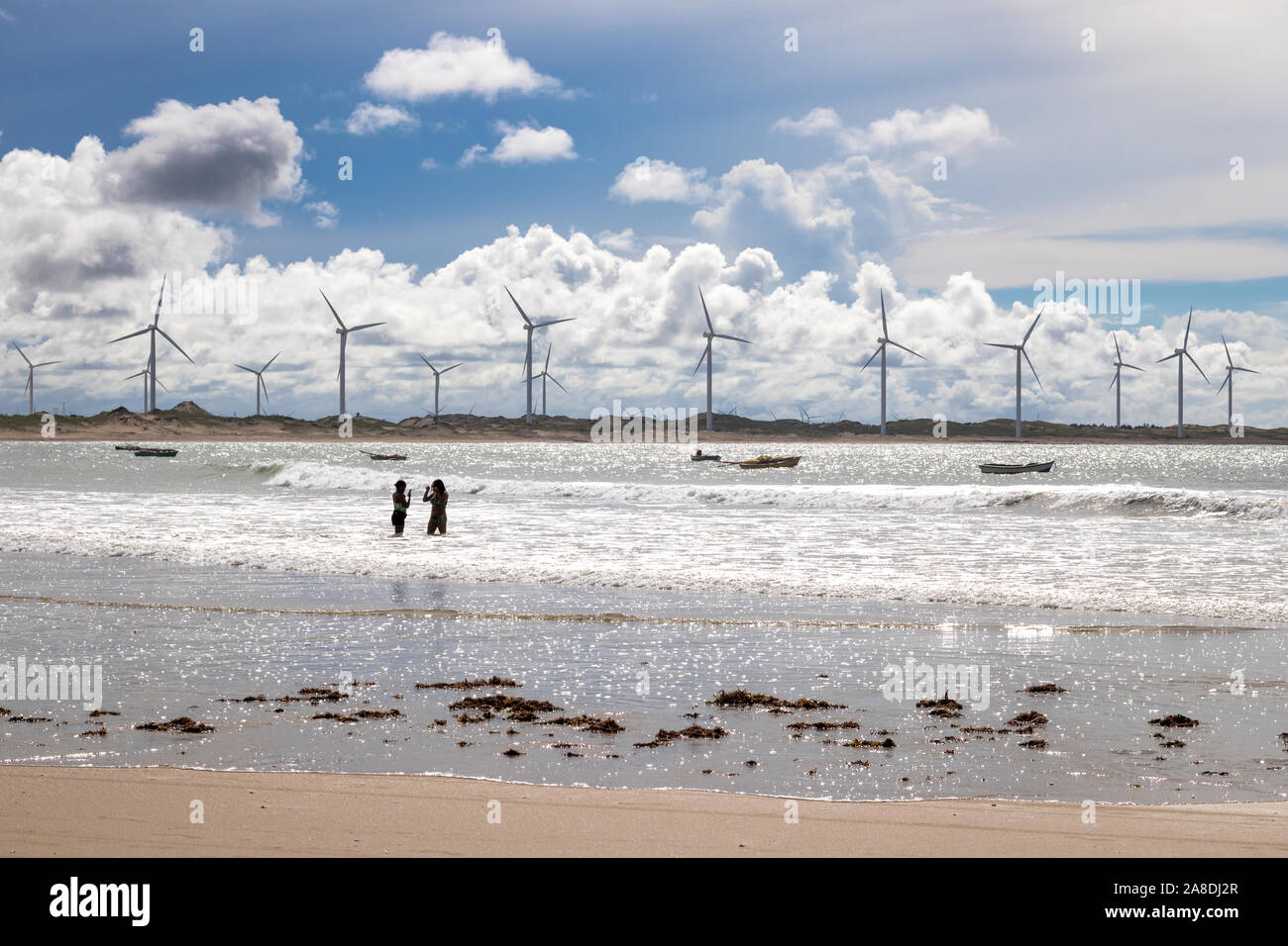 Mühle am Meer im Nordosten Brasiliens Stockfoto