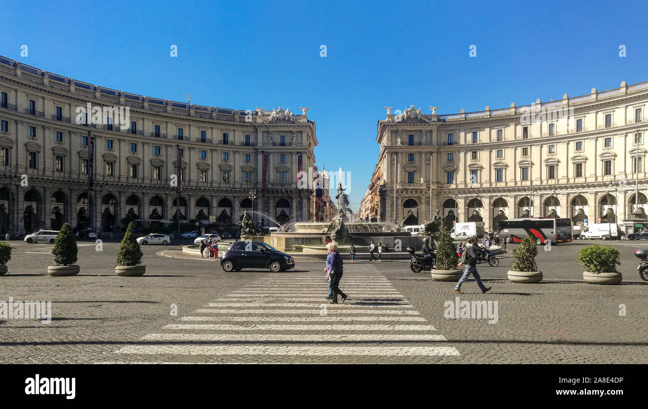 Latium, Rom/Italien - 22. September 2017: Piazza della Repubblica Platz Stockfoto