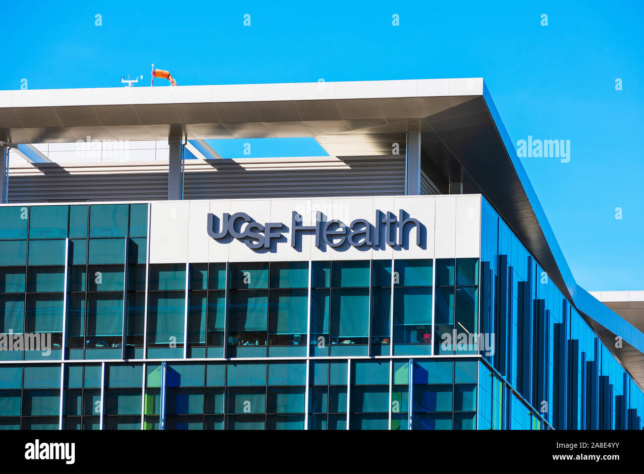 UCSF Health Medical Centre Campus Fassade am Mission Bay. Die Universität von Kalifornien, San Francisco Medical Center ist Forschung und Lehre des Krankenhauses Stockfoto