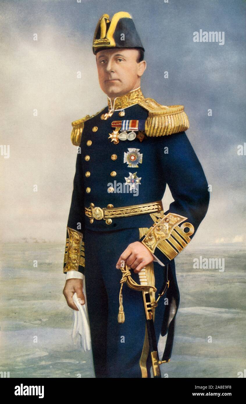 "Admiral Sir John rushworth Jellicoe, K.C.B., K. C.V.O.', 1915. Admiral der Flotte John rushworth Jellicoe, (1859-1935), Royal Navy Offizier und Kommandant der britischen Grand Flotte in der Schlacht von Jütland im Mai 1916. Von "Der Krieg illustrierte Album De Luxe - Band I Die erste Phase", herausgegeben von J.A.Hammerton. [Die Amalgamated Press Limited, London, 1915] Stockfoto