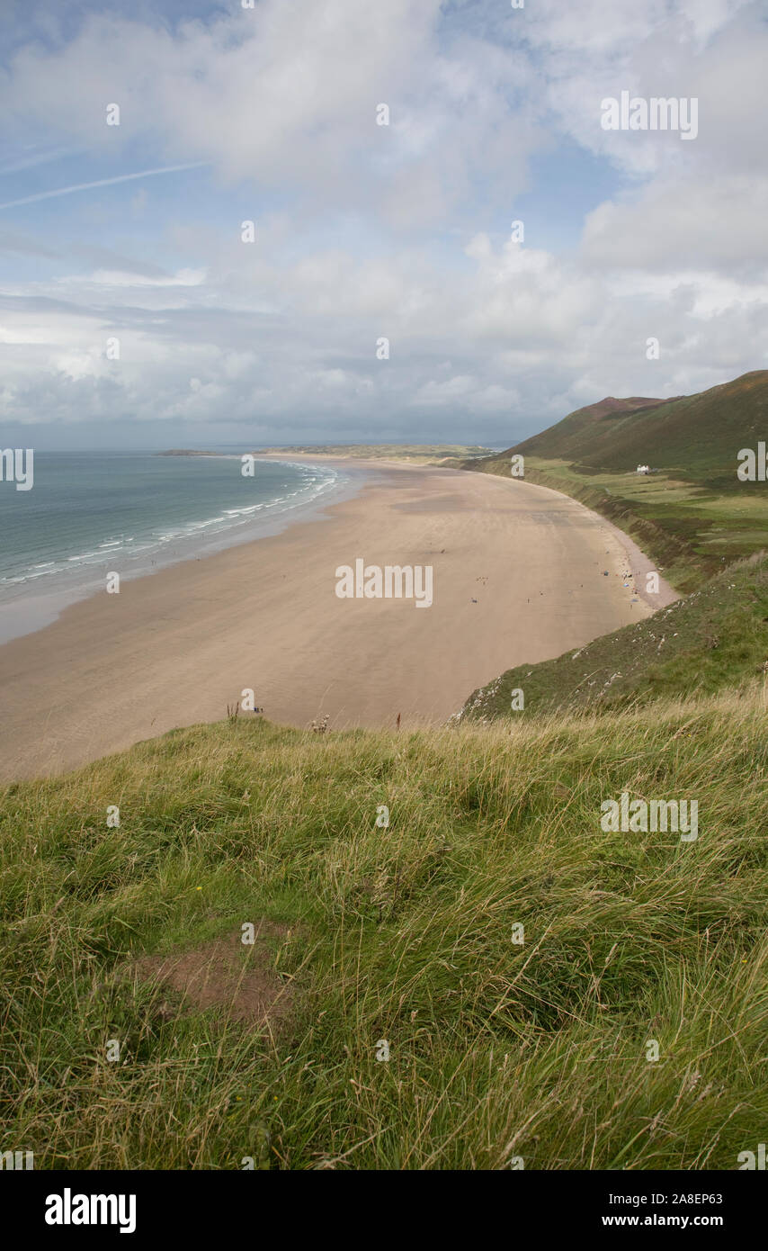 Einsame Sandstrand bei Ebbe, Rhossili, Gower, Wales, Großbritannien Stockfoto