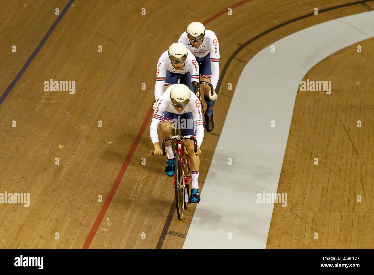 Glasgow, UK. 07 Nov, 2019. Matthew Robertson, Jon-Allan Butterworth und Jon Gildea Team eine von Großbritannien in Aktion während der gemischten Paralympischen C 1-5 Team sprint Qualifier am Vorabend der 2019-2020 Tissot UCI Track Cycling World Cup im Sir Chris Hoy Velodrome in Glasgow. Credit: SOPA Images Limited/Alamy leben Nachrichten Stockfoto