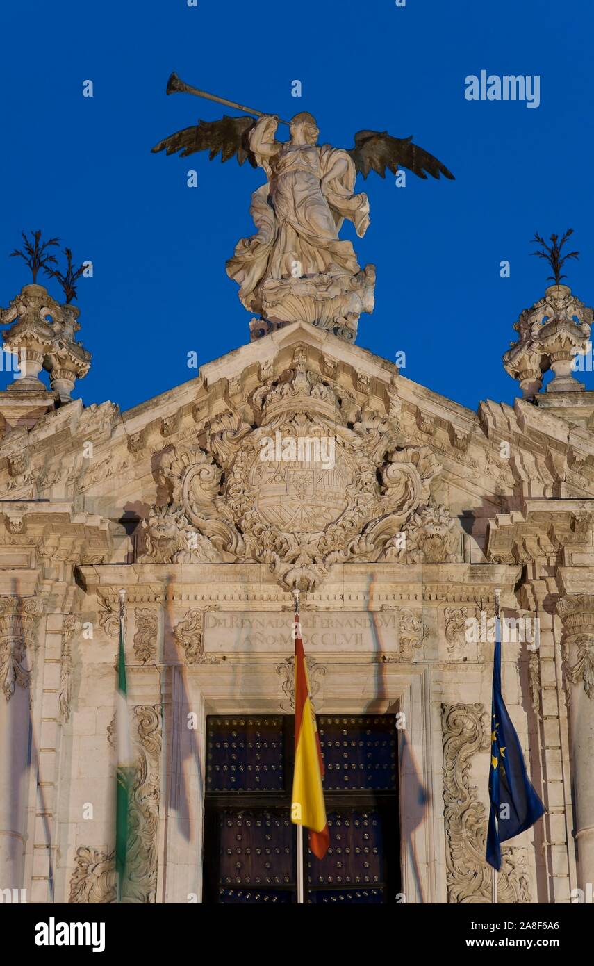 Pfarrhaus der Universität - Detail der Fassade, alte Tabakfabrik aus dem 18. Jahrhundert, Sevilla, Andalusien, Spanien, Europa. Stockfoto