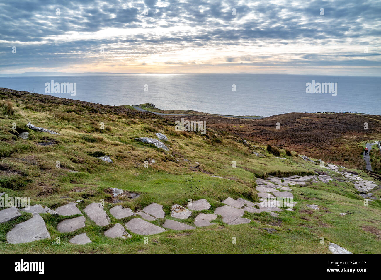 Slieve League Cliffs sind unter den höchsten Klippen Europas steigende 1972 Fuß über dem Atlantik - County Donegal, Irland. Stockfoto