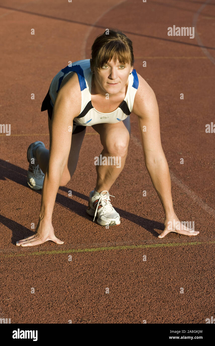 Läuferin am Start, Sport, Wettbewerb, 100 m Lauf, Wirtschaft, HERR: Ja Stockfoto