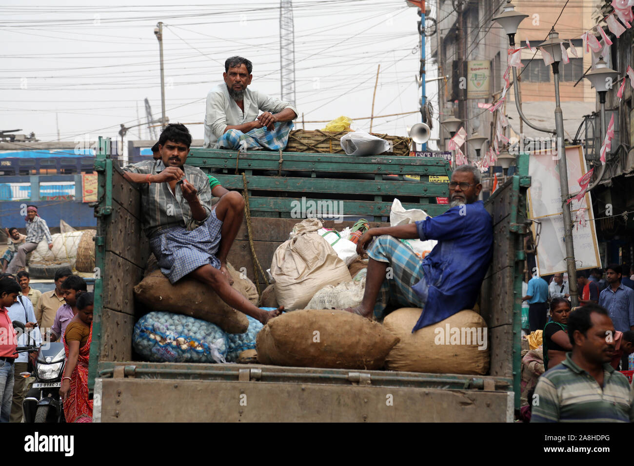 Die Anbieter warten auf Kunden in Kolkata, Indien Stockfoto