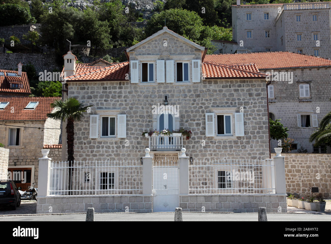 Mediterranes Haus in Perast, Montenegro Stockfoto