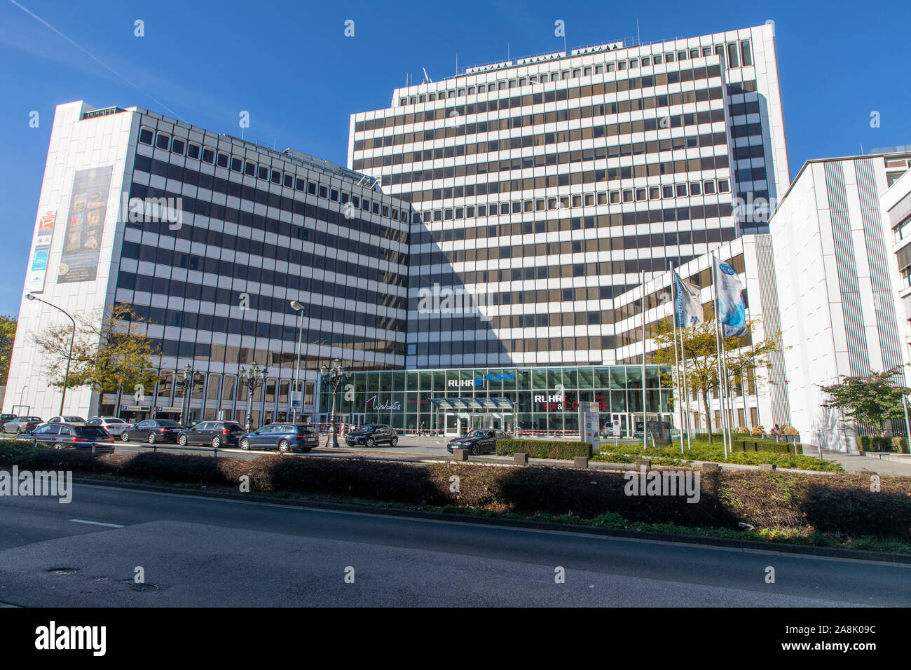 Das Ruhrgebiet Turm in Essen, dem ehemaligen Hauptsitz der Ruhrgas AG, jetzt ein Büroturm mit verschiedenen Mietern, ein Hotel, ein Restaurant, Konferenzräume, Stockfoto