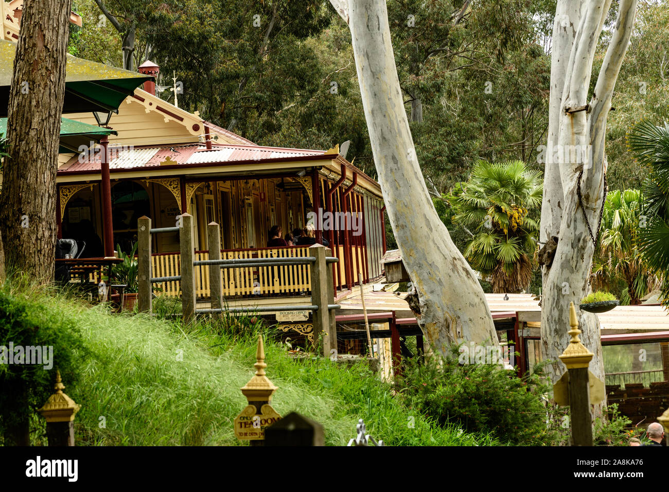 Historische Yarra Park Bootshaus am Ufer des Flusses Yarra in der Nähe von Melbourne Stockfoto