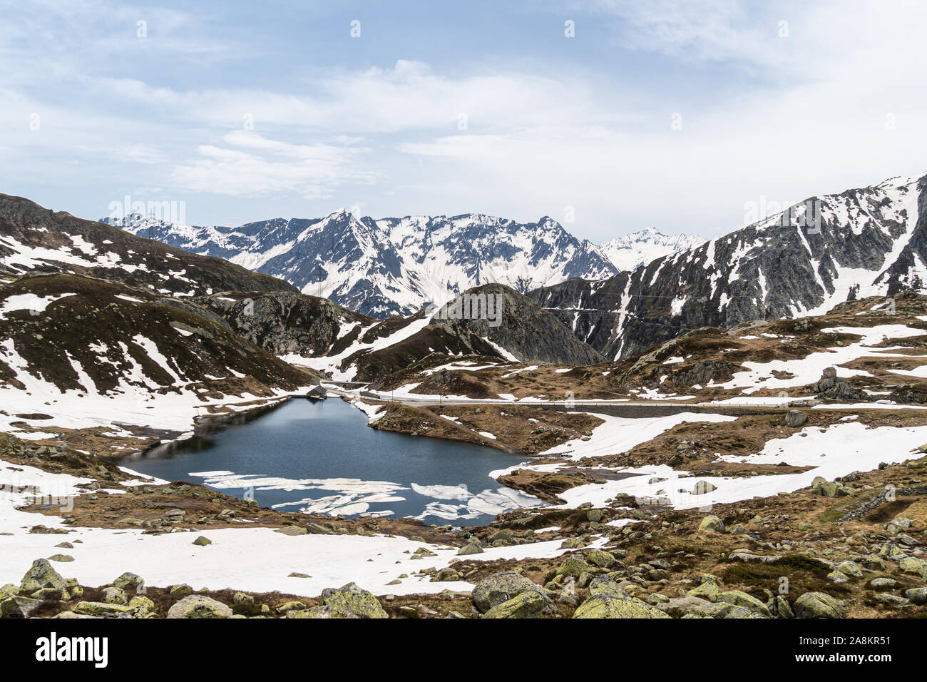 Bergsee in den Gotthard die Schweizer Alpen zwischen dem Kanton Tessin und Uri in der Schweiz Stockfoto