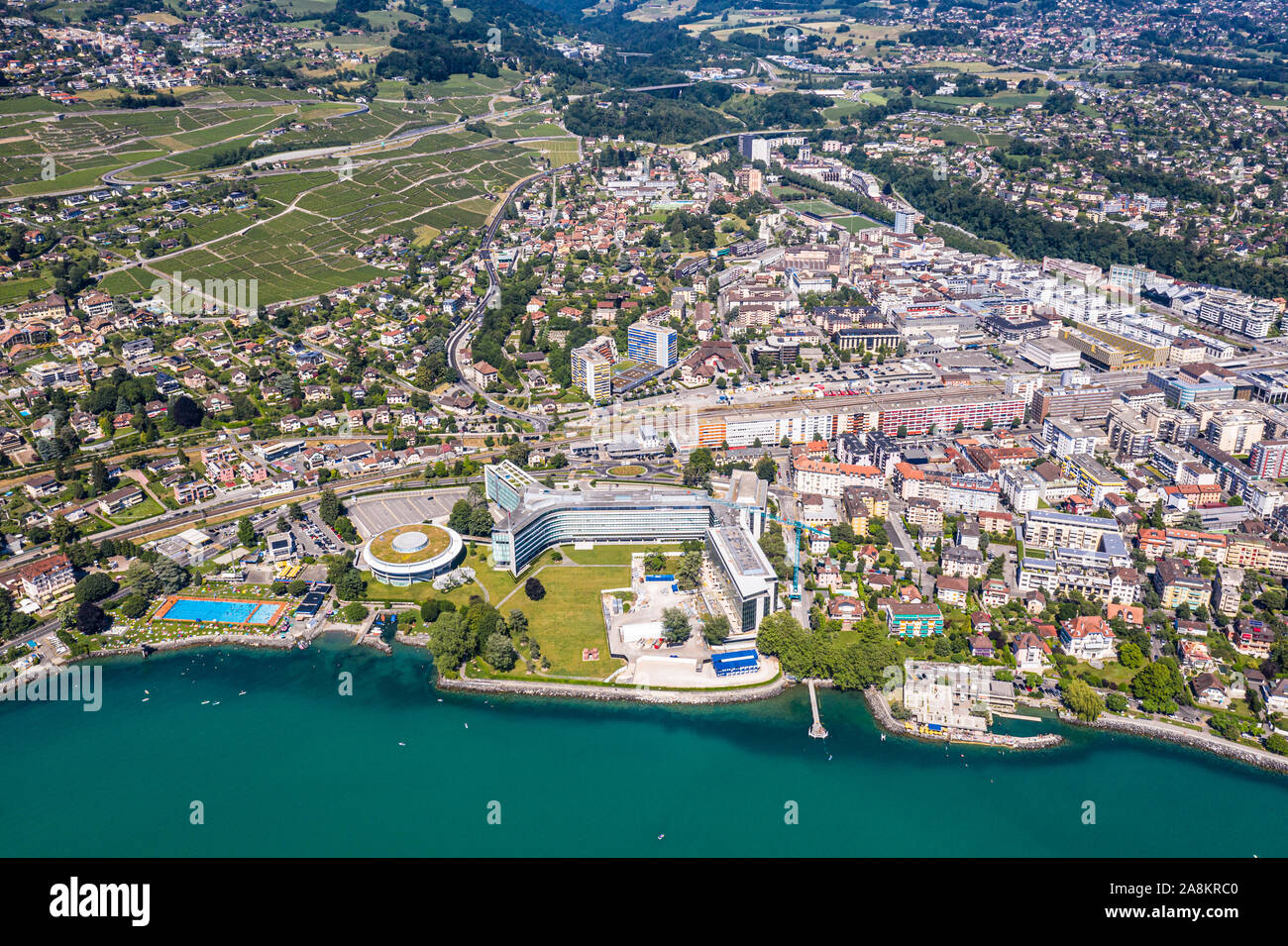 Luftaufnahme der Stadt Vevey vom Genfer See im Kanton Waadt in der Schweiz Stockfoto