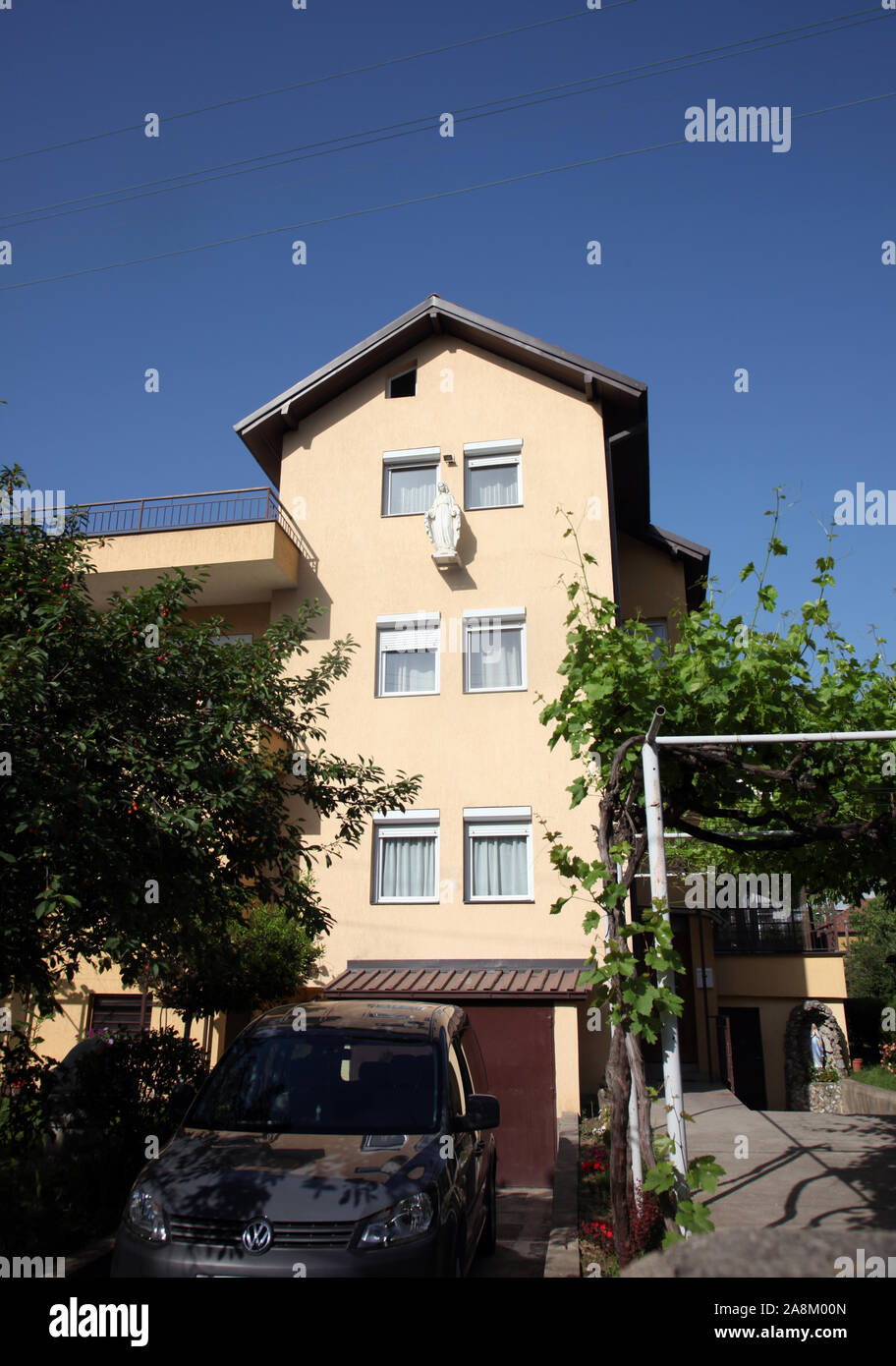 Haus Missionare der Nächstenliebe der seligen Mutter Teresa von Kalkutta Haus in Skopje, Mazedonien Stockfoto