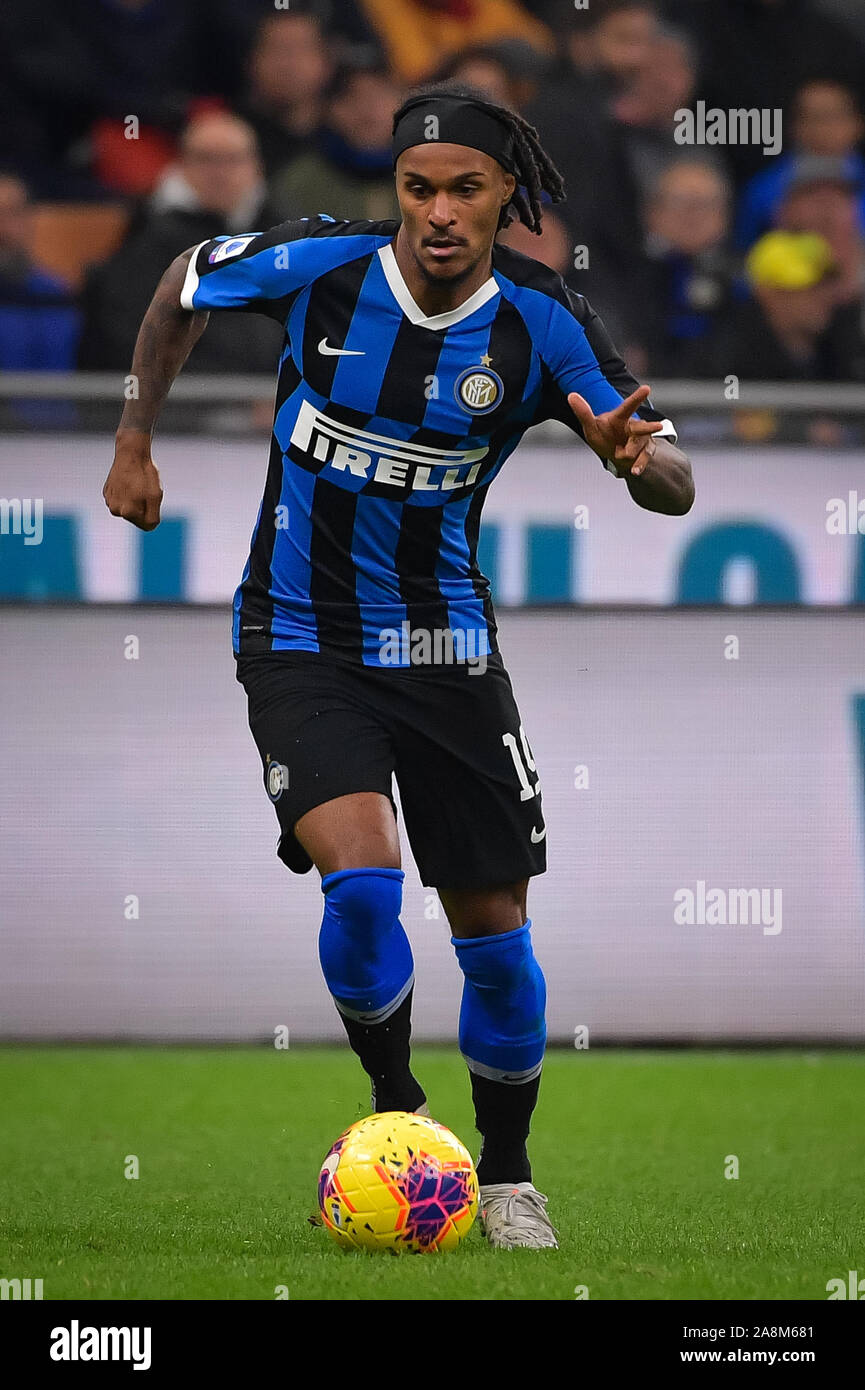 Mailand, Italien. 09 Nov, 2019. Valentino Lazaro von FC Internazionale während der Serie A-Spiel zwischen Inter Mailand und Hellas Verona im Stadio San Siro, Mailand, Italien am 9. November 2019. Foto: Mattia Ozbot. Credit: UK Sport Pics Ltd/Alamy leben Nachrichten Stockfoto