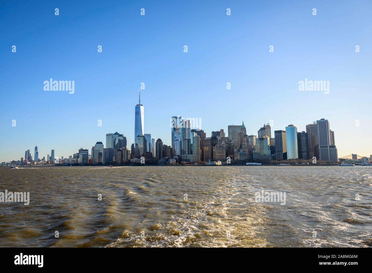 Blick vom Hudson River auf die Skyline von Manhattan, New York City, New York State, USA Stockfoto
