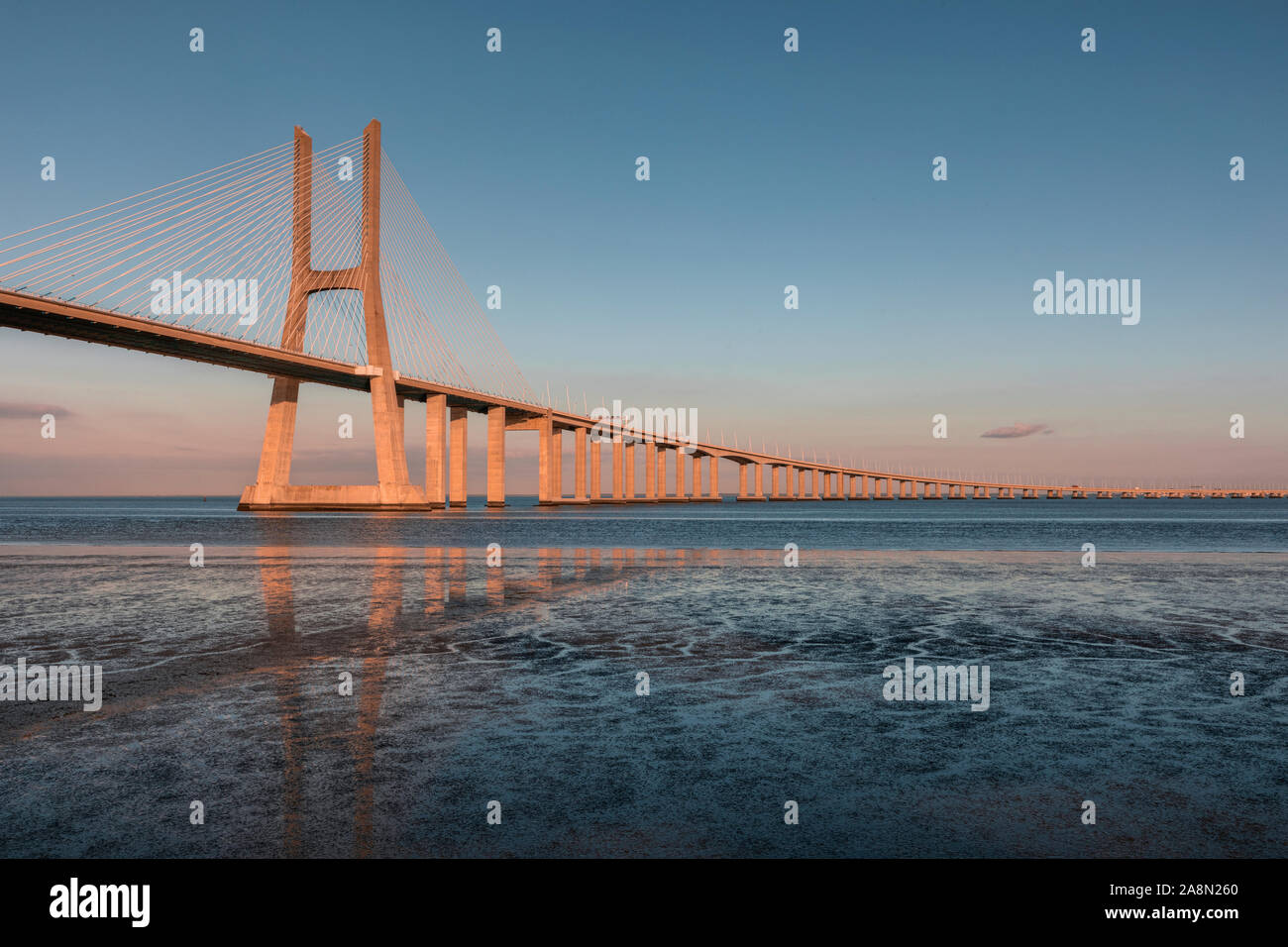 Vasco da Gama Bridge, Lissabon, Portugal, Europa Stockfoto