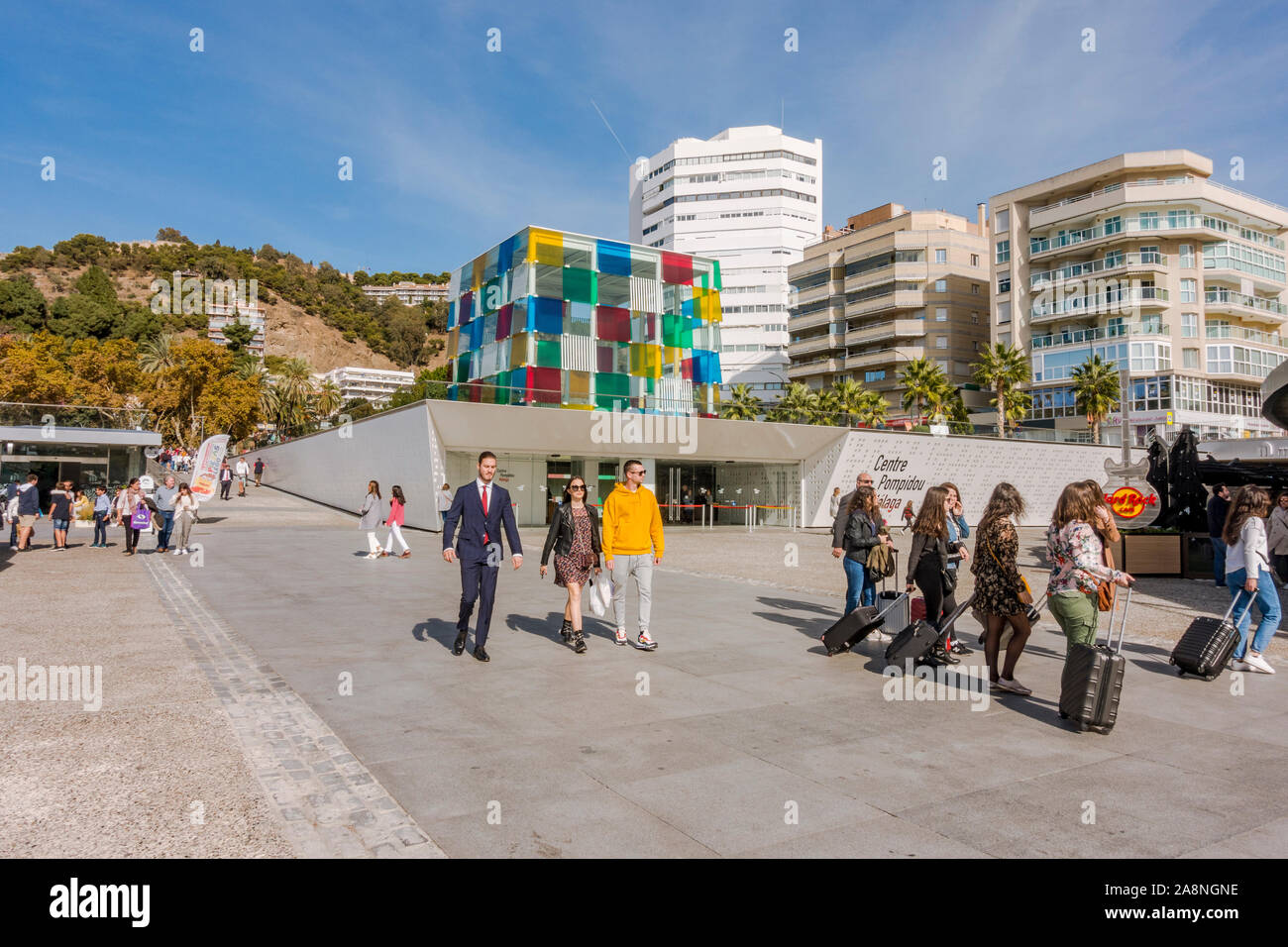 Pompidou Zentrum Malaga, das Centre Pompidou, der Würfel, Pop-up-Museum, an der Muelle Uno, der Hafen von Malaga, Andalusien, Spanien. Stockfoto