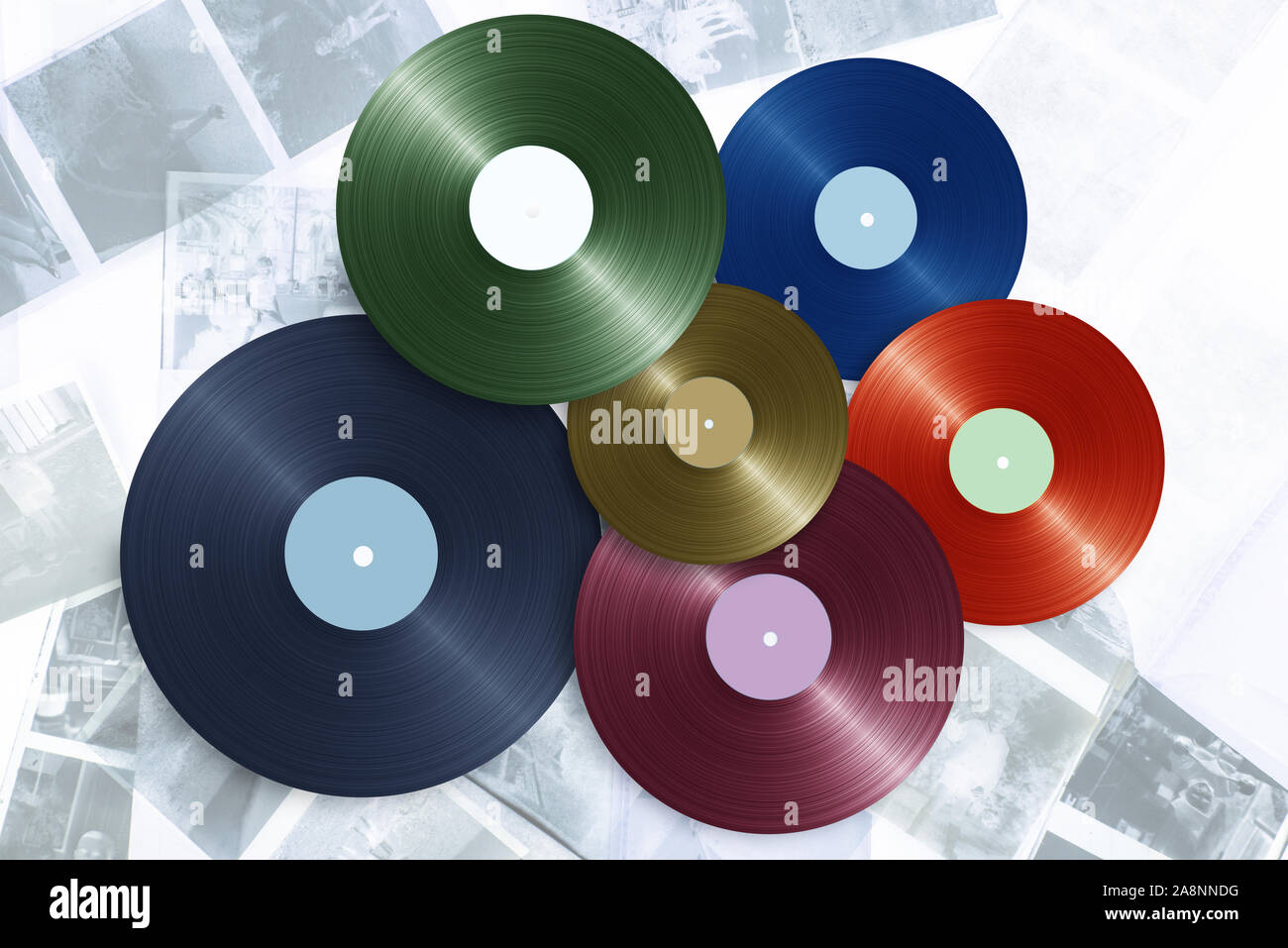Alte vinyl auf farbigen Hintergrund Stockfoto