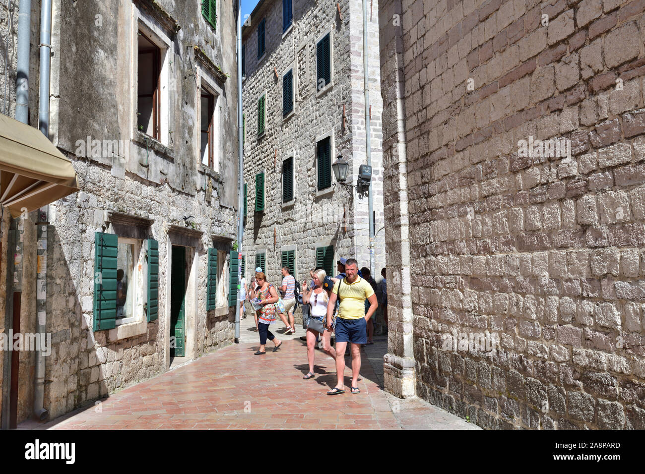 Kotor, Montenegro - Juni 10. 2019. Ein Fragment des historischen Teils - Altstadt Stockfoto