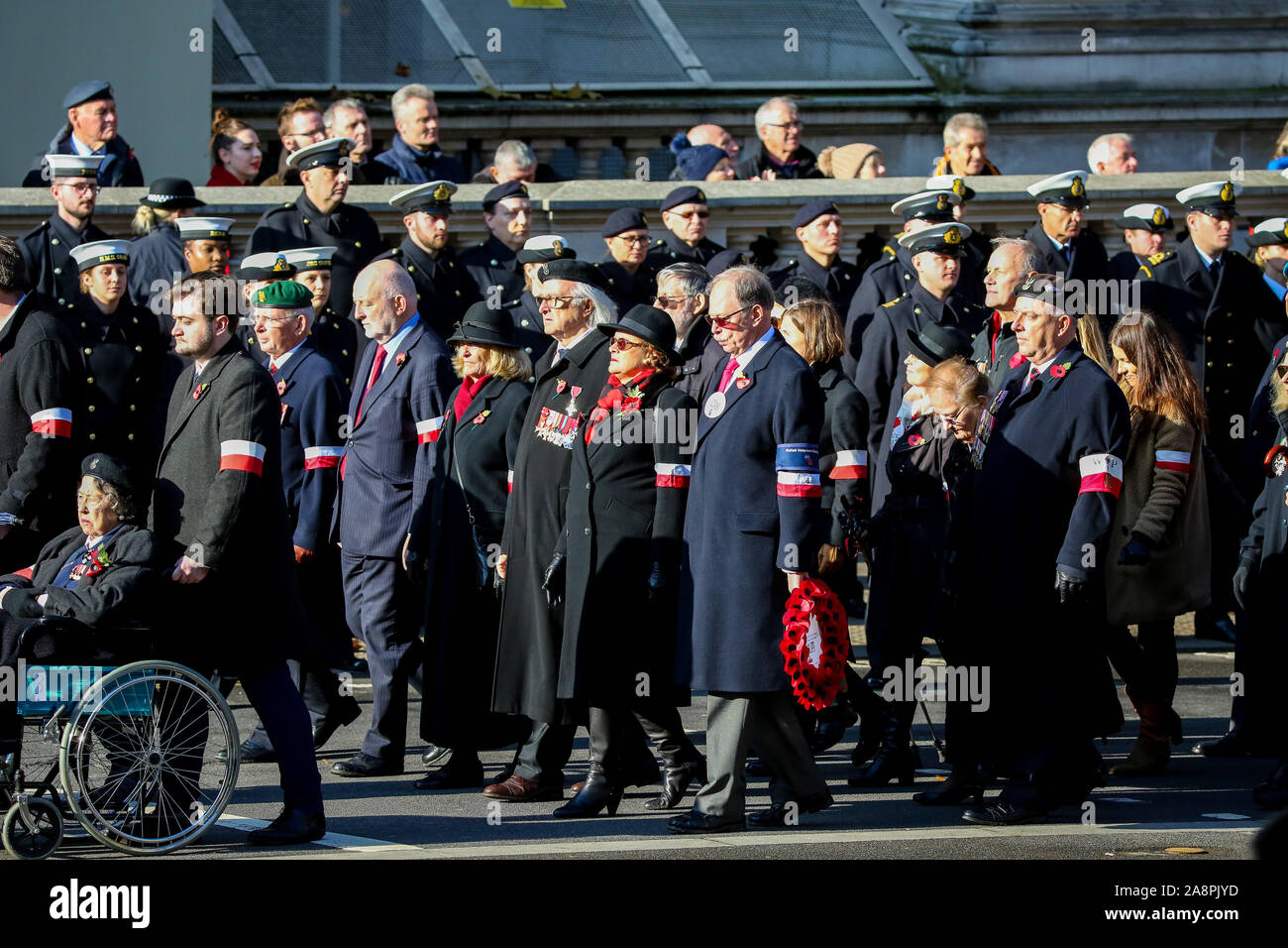 Veteranen nehmen an der jährlichen Erinnerung Sonntag Denkmal an der Kenotaph, in Whitehall, London. Stockfoto