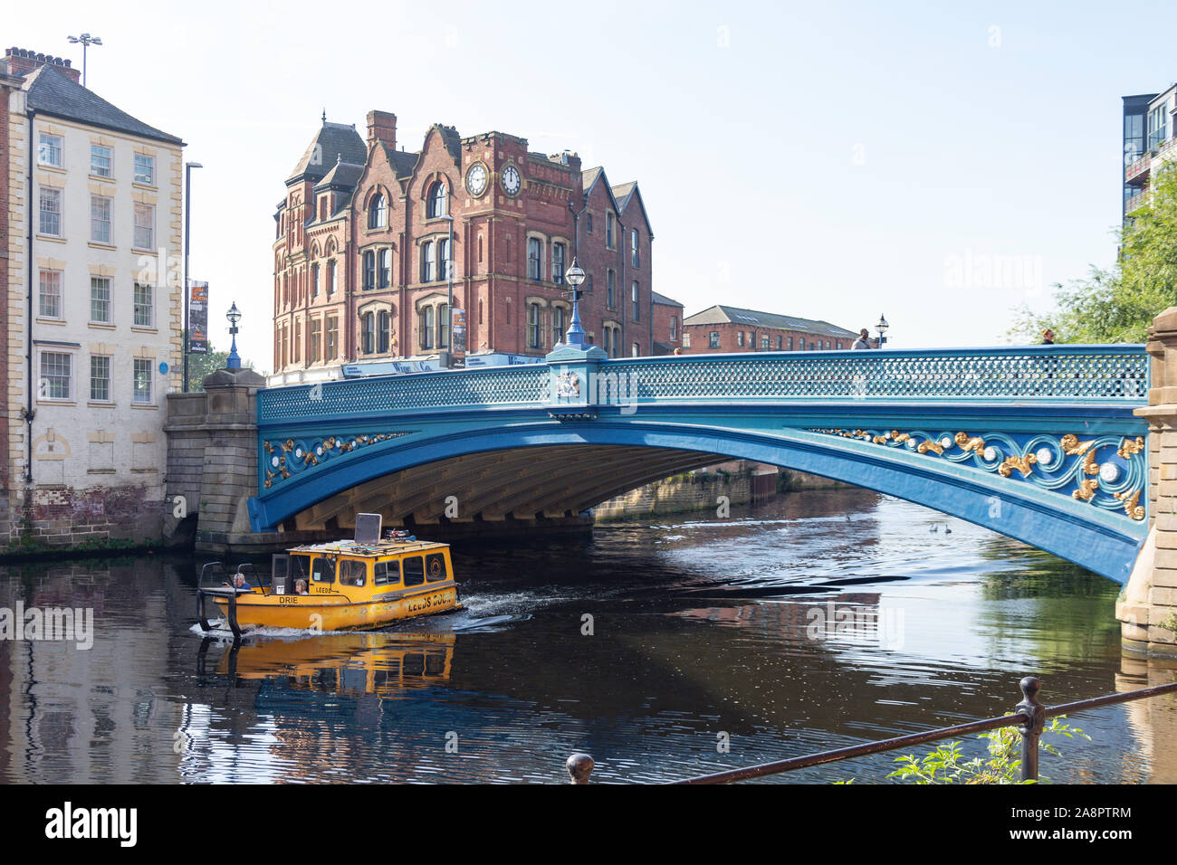 Leeds Brücke über Fluss Aire, Brücke Ende, Leeds, West Yorkshire, England, Großbritannien Stockfoto