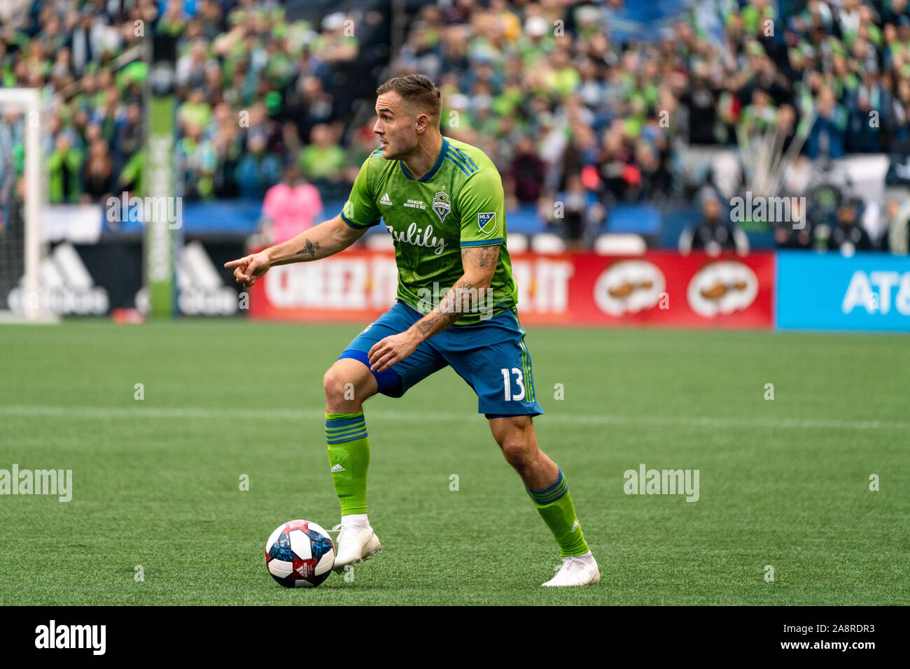 Seattle, USA. 10 Nov, 2019. Jordanien Morris (13) auf die Kugel in der MLS Cup Finale. Credit: Ben Nichols/Alamy leben Nachrichten Stockfoto