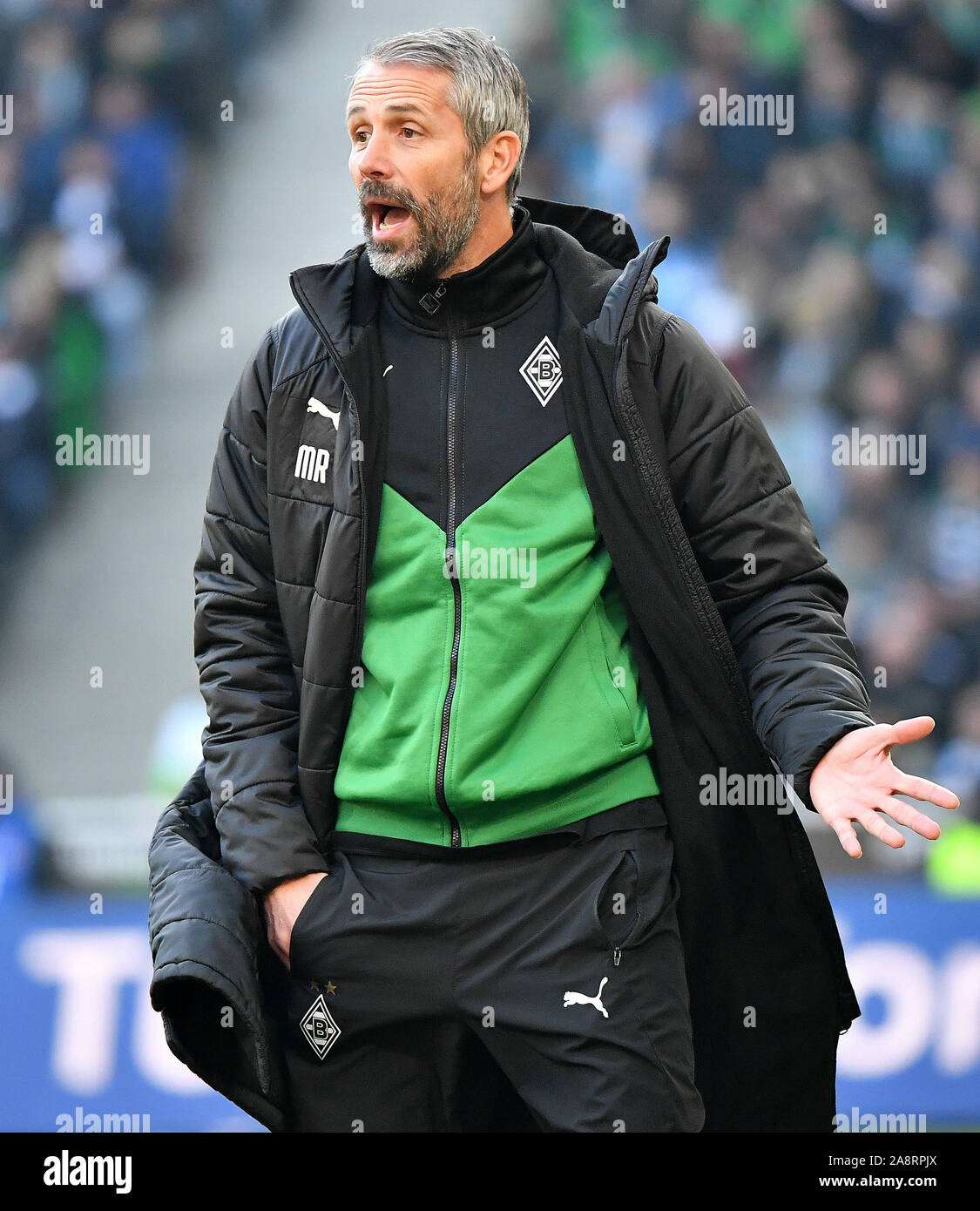 Mönchengladbach, Deutschland. 10 Nov, 2019. Head Coach von Mönchengladbach Marco Rose Gesten während eines Deutschen Bundesligaspiel zwischen Borussia Mönchengladbach und dem SV Werder Bremen in Mönchengladbach, Deutschland, 10. November 2019. Credit: Ulrich Hufnagel/Xinhua/Alamy leben Nachrichten Stockfoto