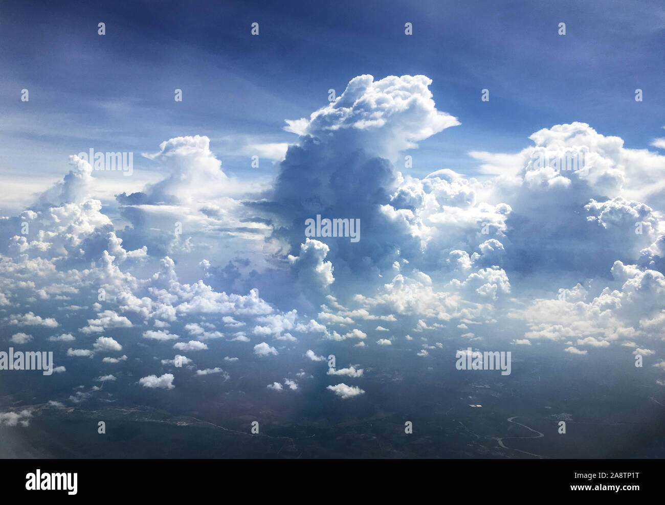 Strom Wolken - Luftbild vom Flugzeug Stockfoto
