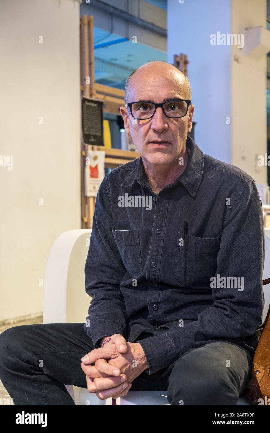 Schriftsteller und Filmproduzent Leonardo Fasoli darstellt, wenn italienischen Festival an der Basis Milanofilm Teekocher Stockfoto