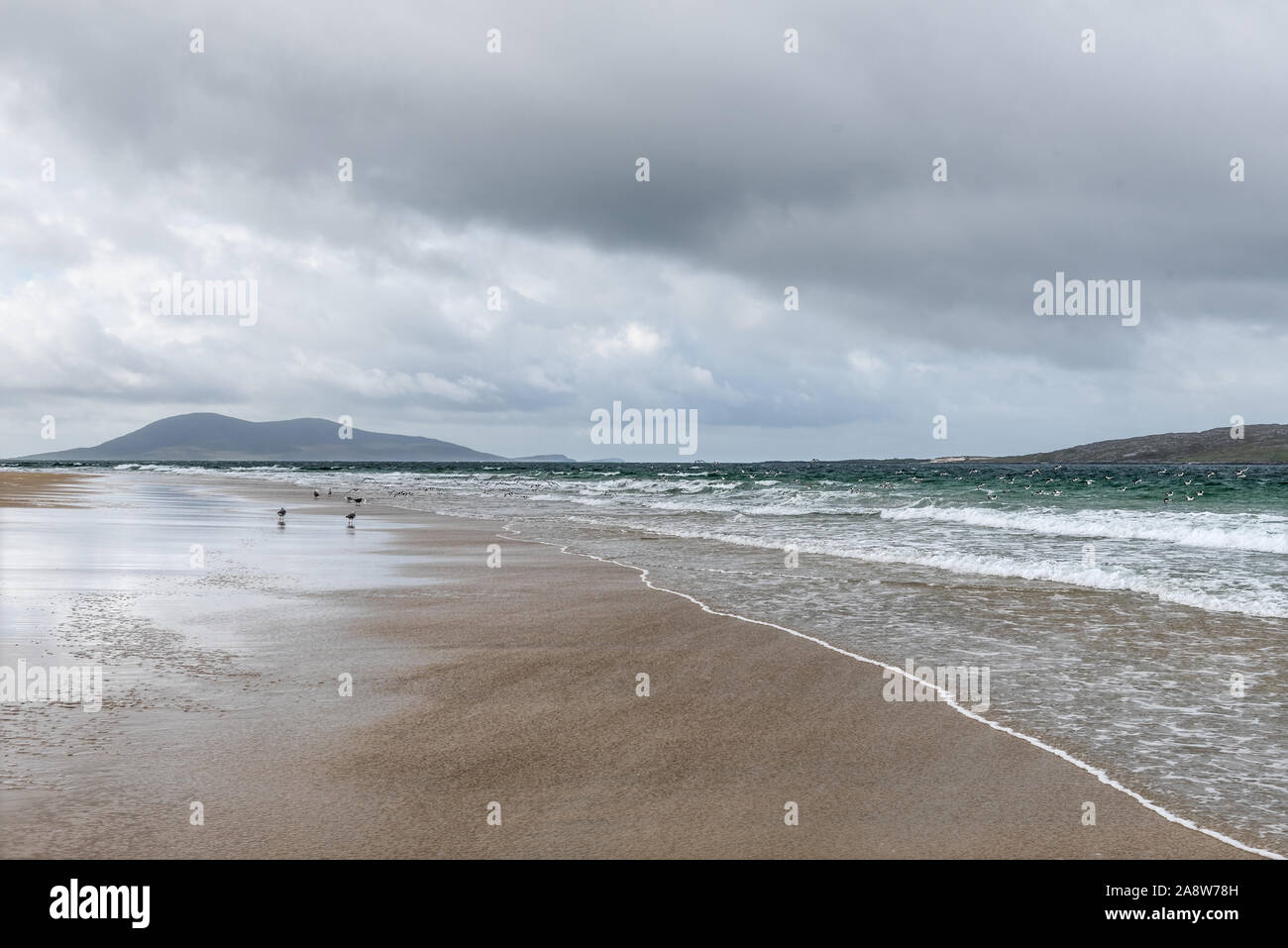 An einem regnerischen Tag im traigh Rosamol auf den Hebriden Isle of Harris Stockfoto