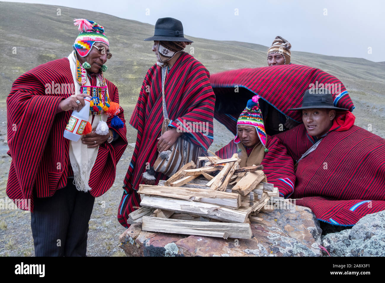 Pachamama mit Zeremonie Stockfoto